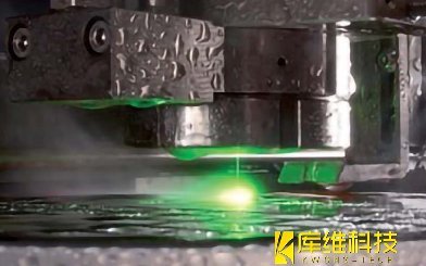 水導(dǎo)激光加工中如何避免激光器波長(zhǎng)和頻率的波動(dòng)？
