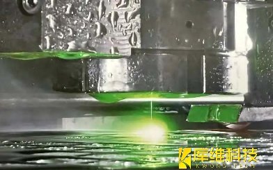<b>水導(dǎo)激光切割技術(shù)在切割碳化硅時(shí)的切割速度如何？</b>